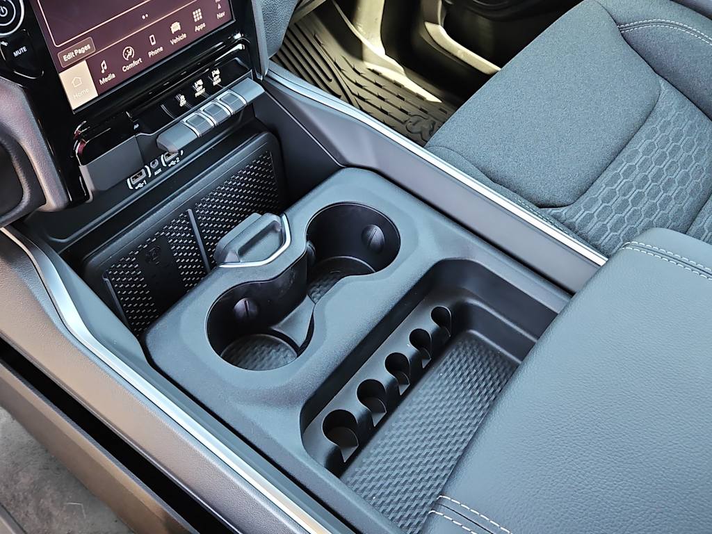 Thumbnail: 2026 RAM 1500 - 14