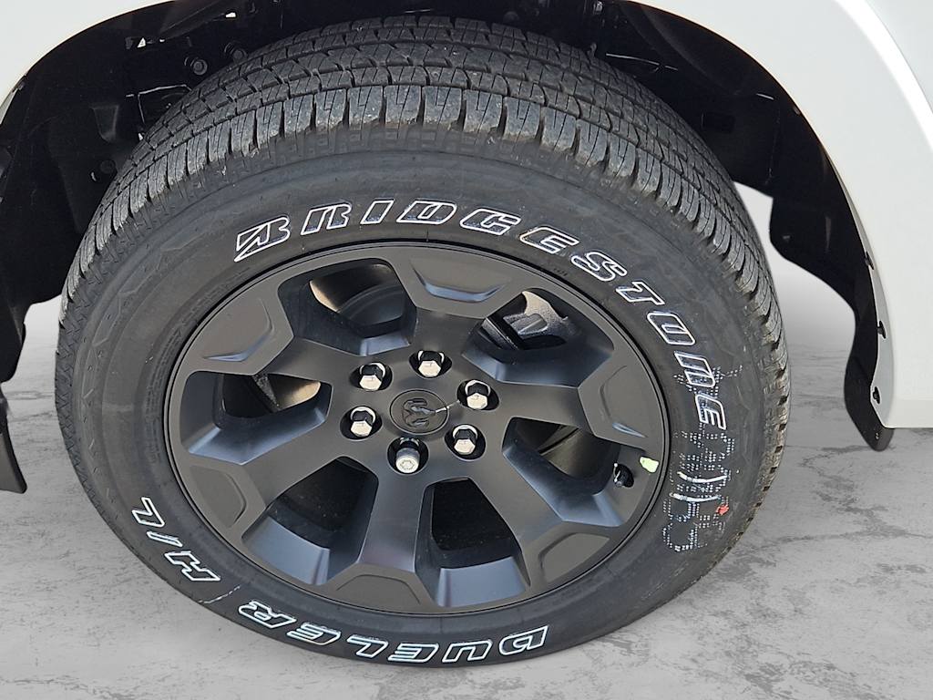 Thumbnail: 2026 RAM 1500 - 8