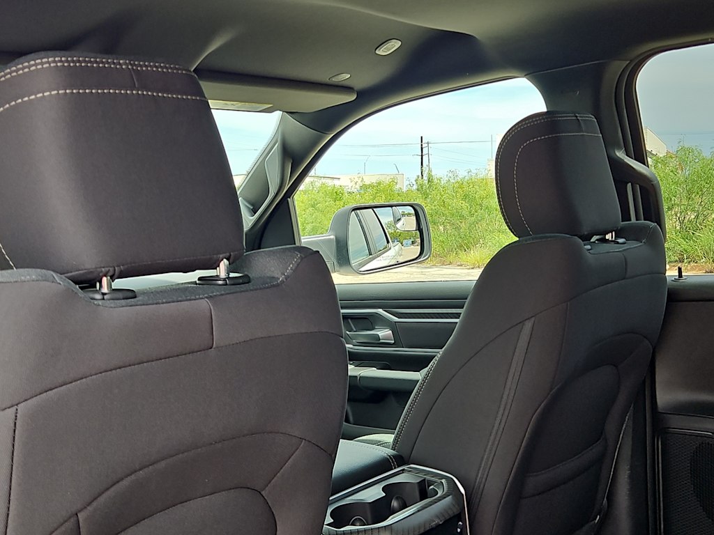 Thumbnail: 2026 RAM 1500 - 10