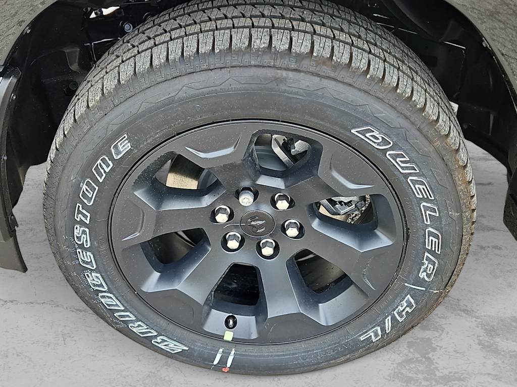 Thumbnail: 2026 RAM 1500 - 8