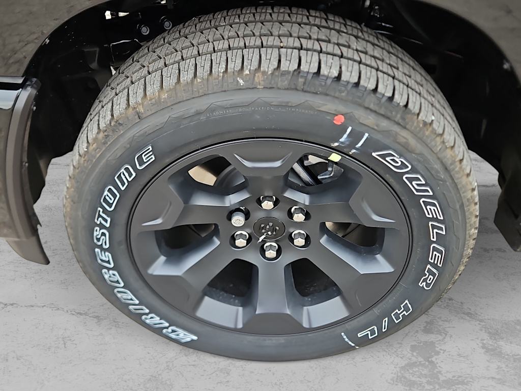 Thumbnail: 2026 RAM 1500 - 8