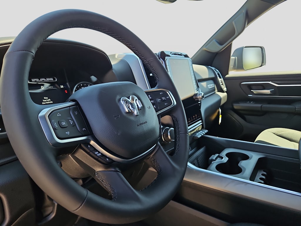 Thumbnail: 2026 RAM 1500 - 2
