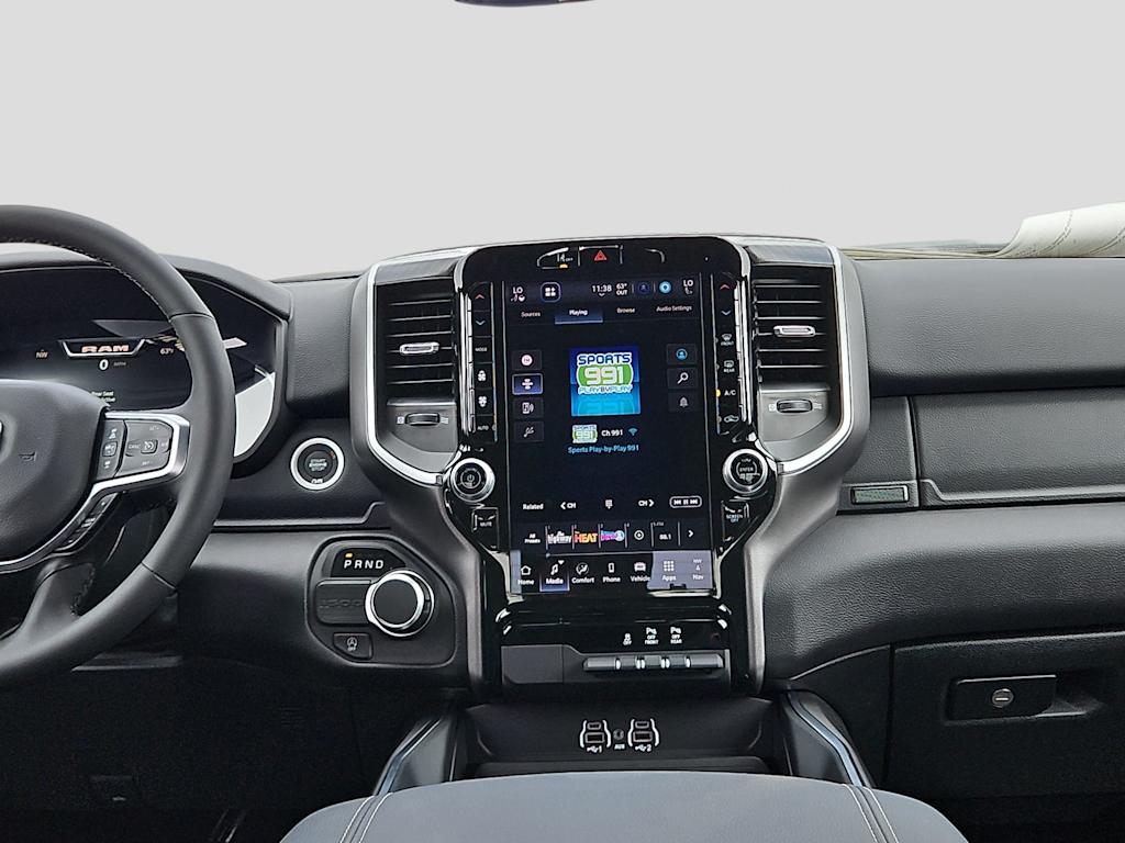 Thumbnail: 2026 RAM 1500 - 9