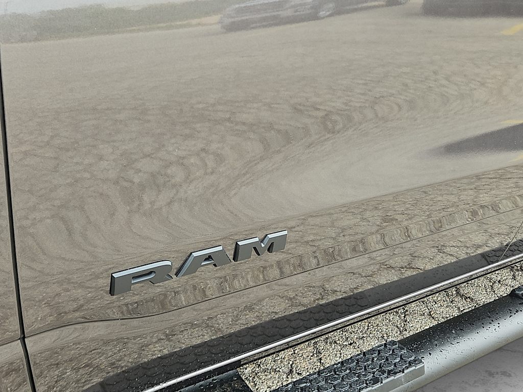 Thumbnail: 2026 RAM 1500 - 7
