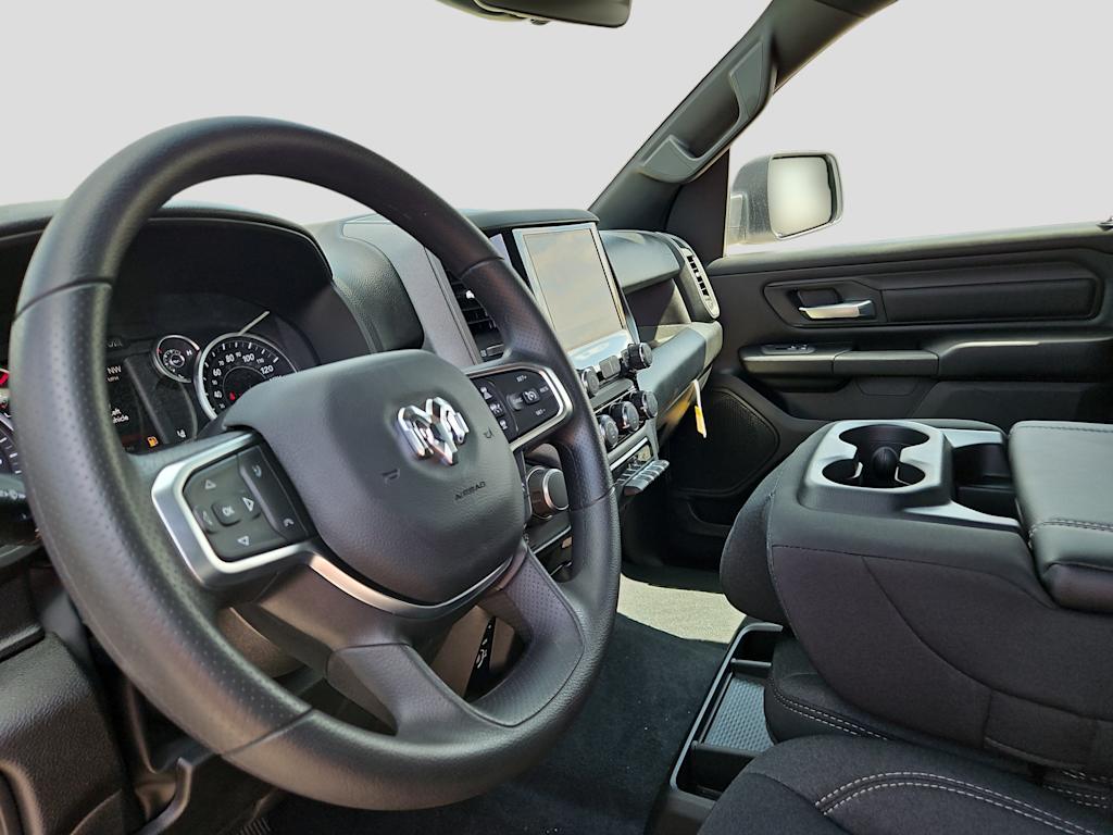 Thumbnail: 2026 RAM 1500 - 2