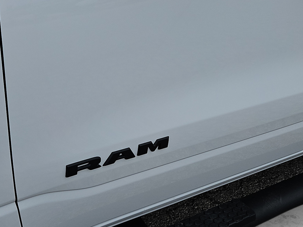 Thumbnail: 2026 RAM 1500 - 6