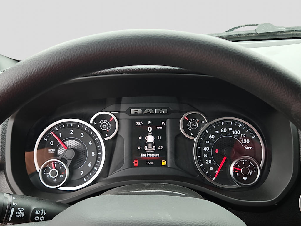 Thumbnail: 2026 RAM 1500 - 10
