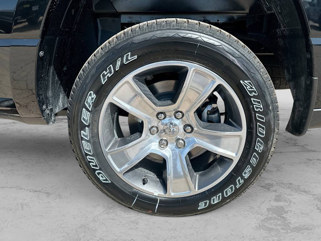 Thumbnail: 2026 RAM 1500 - 8