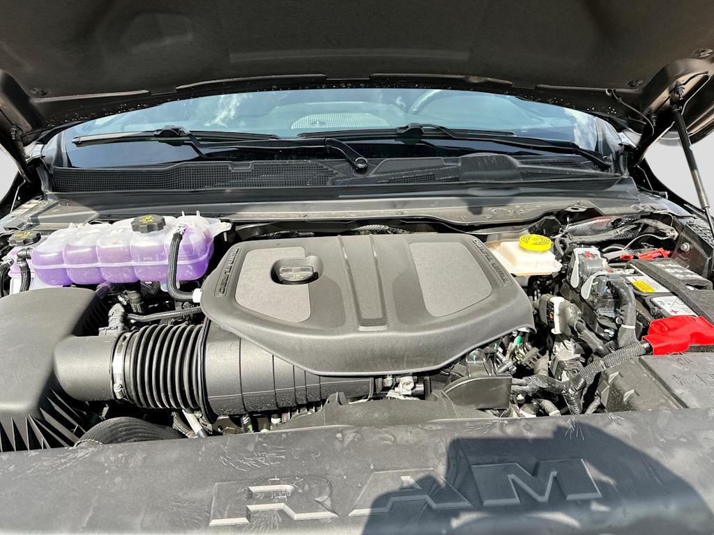 Thumbnail: 2026 RAM 1500 - 8