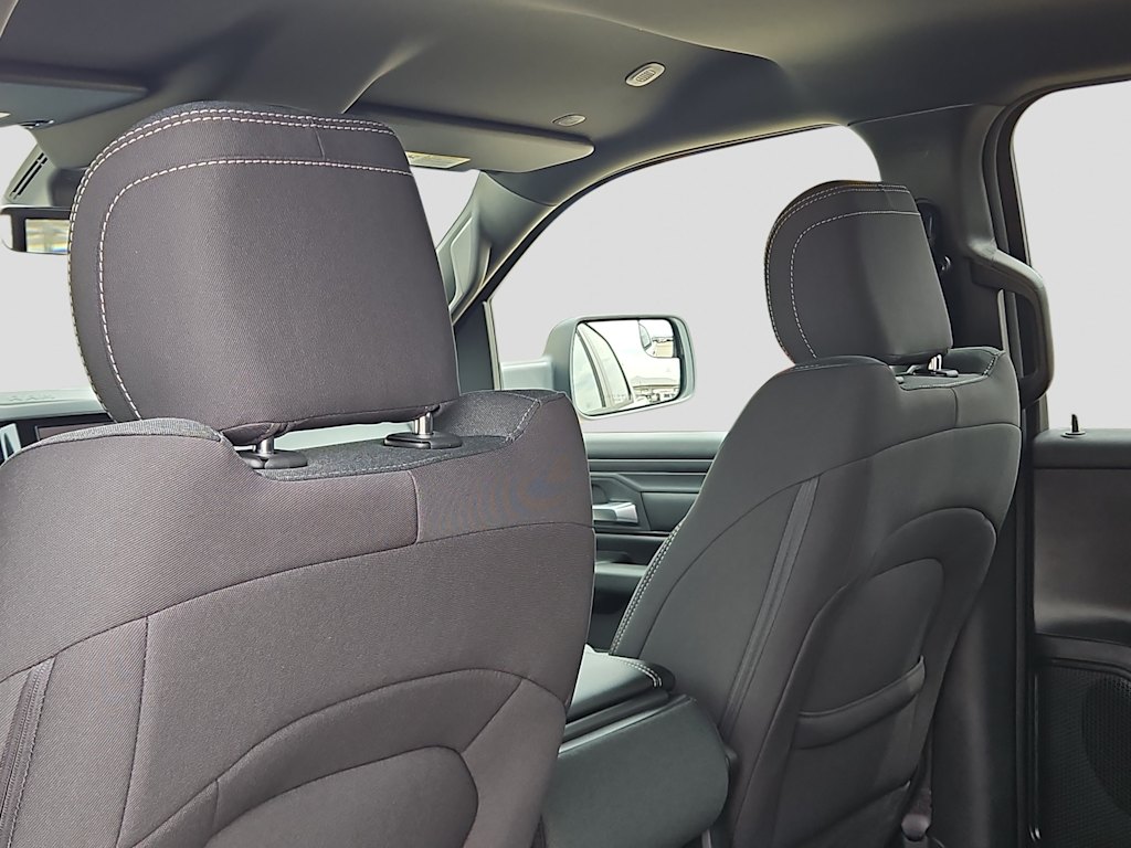 Thumbnail: 2026 RAM 1500 - 9