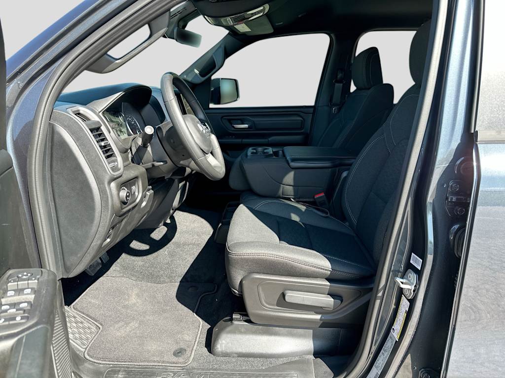 Thumbnail: 2026 RAM 1500 - 10