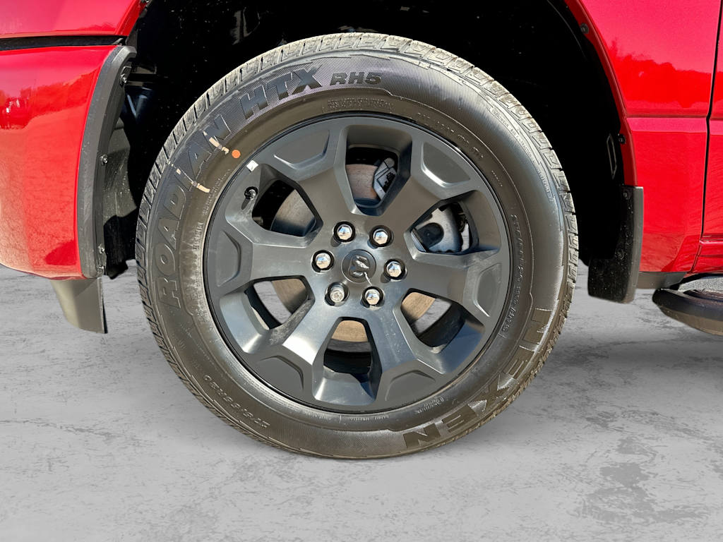 Thumbnail: 2026 RAM 1500 - 7