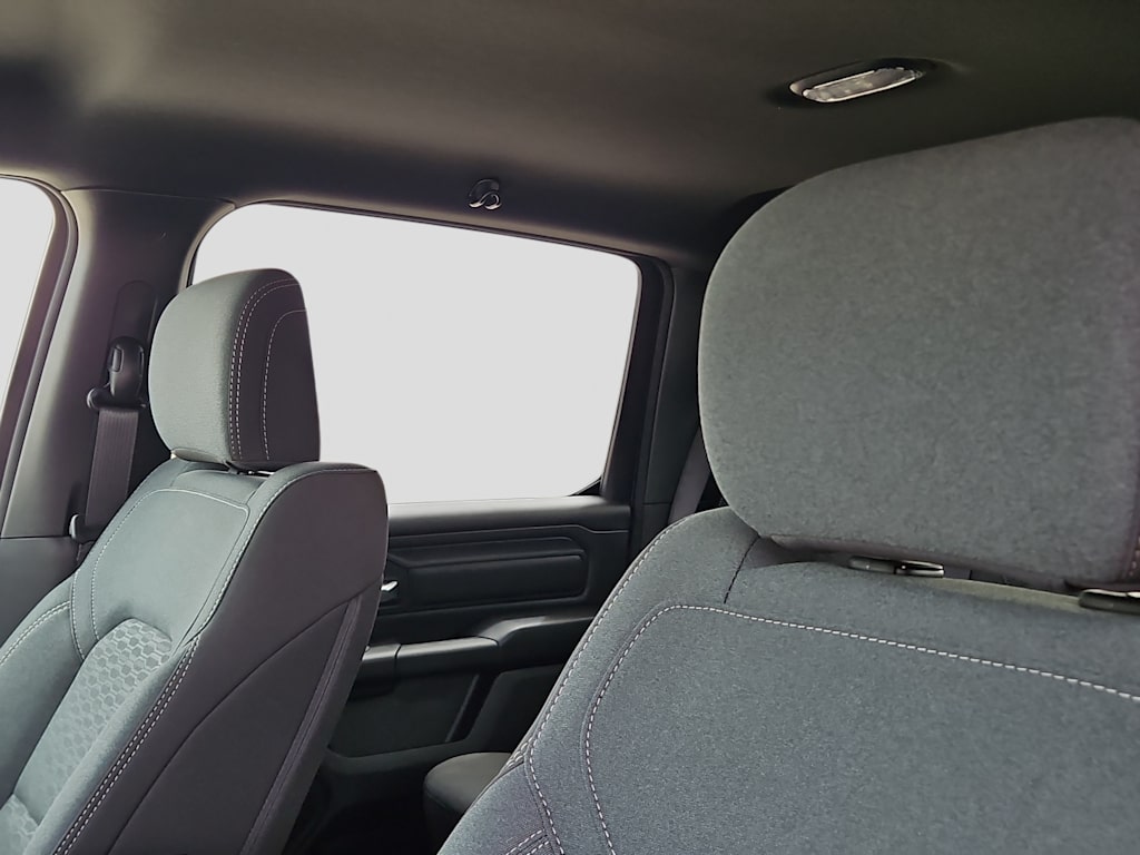 Thumbnail: 2026 RAM 1500 - 9