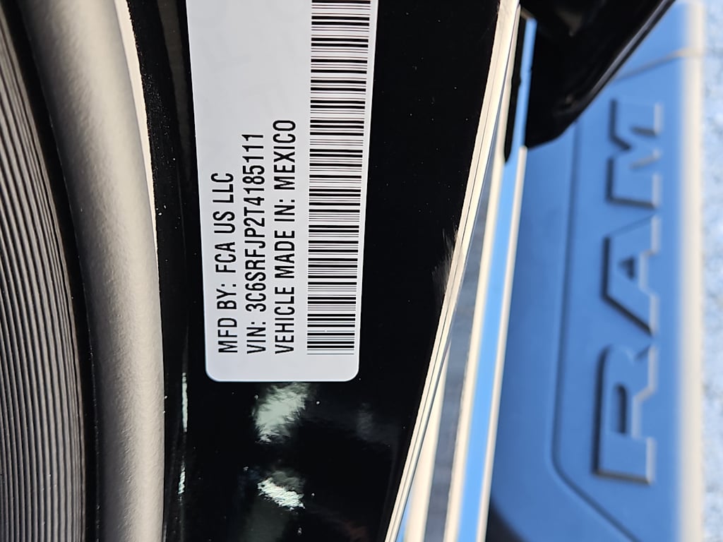 Thumbnail: 2026 RAM 1500 - 17