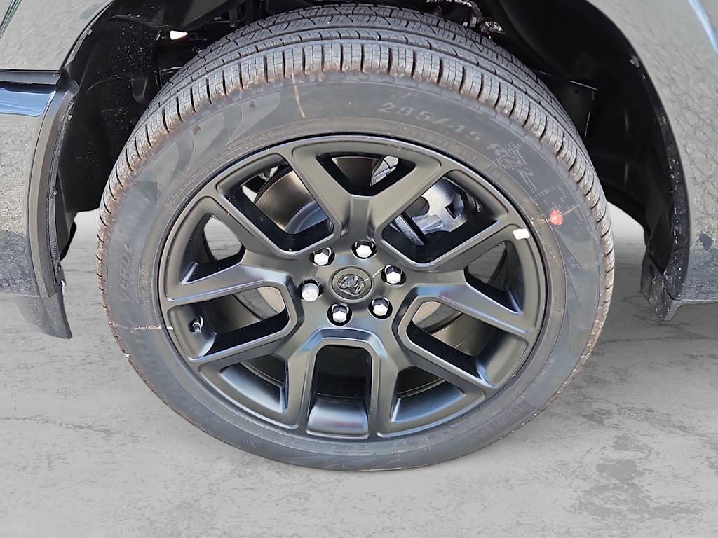 Thumbnail: 2026 RAM 1500 - 8