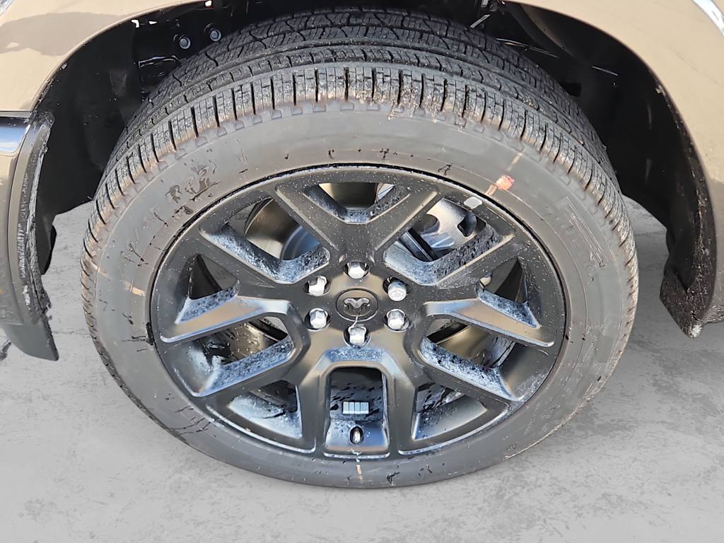 Thumbnail: 2026 RAM 1500 - 8