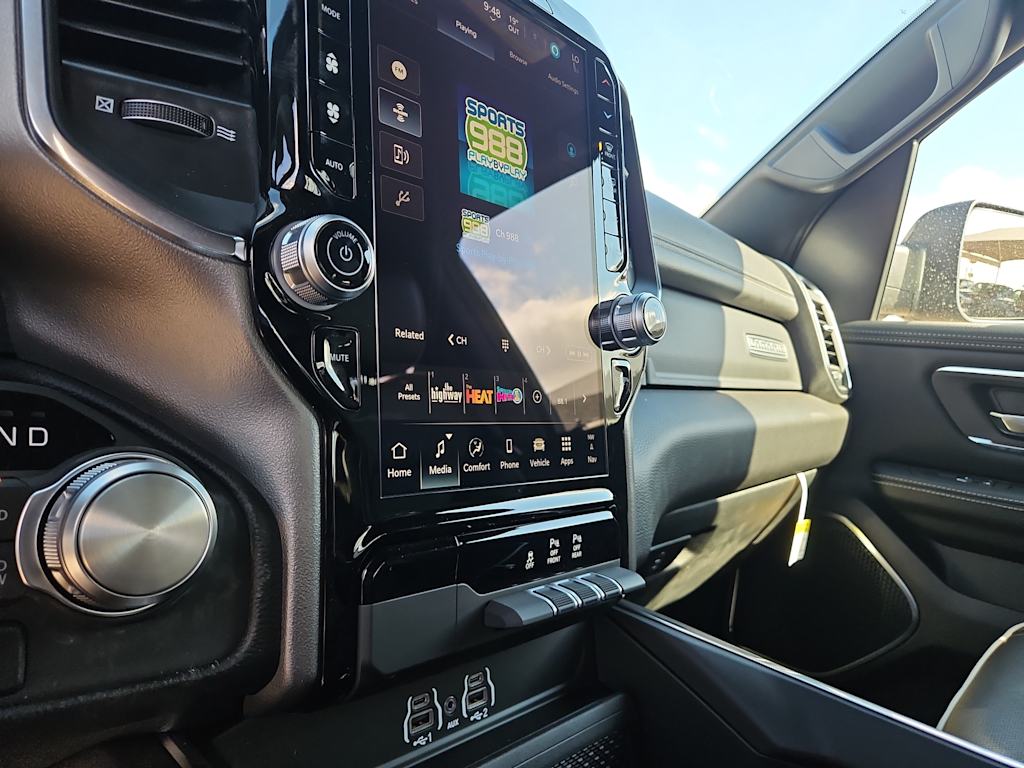Thumbnail: 2026 RAM 1500 - 25