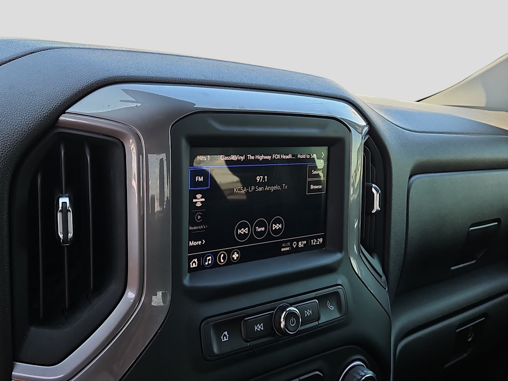 Thumbnail: 2022 Chevrolet Silverado 1500 - 25