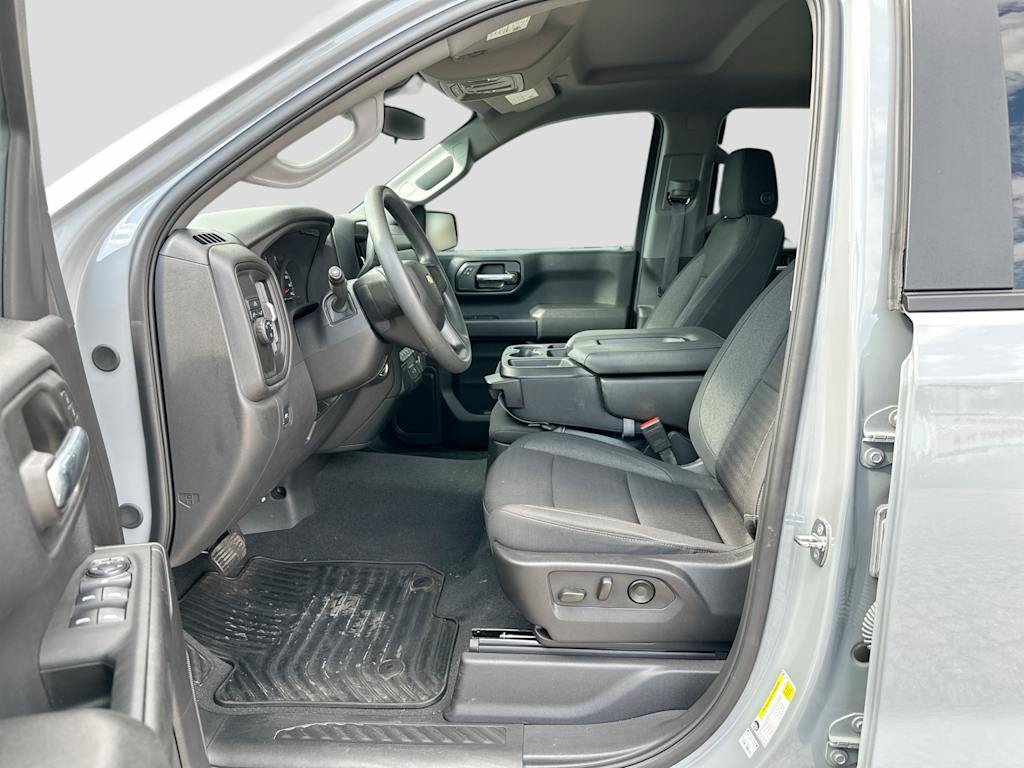Thumbnail: 2024 Chevrolet Silverado 1500 - 11