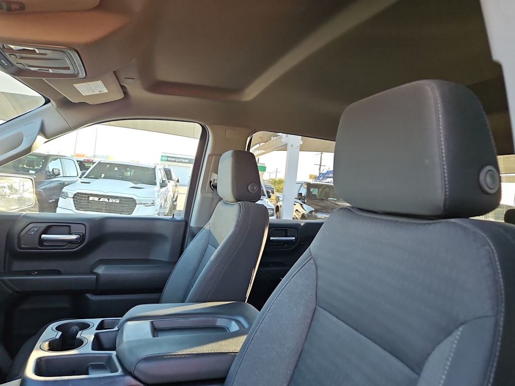 Thumbnail: 2023 Chevrolet Silverado 1500 - 11