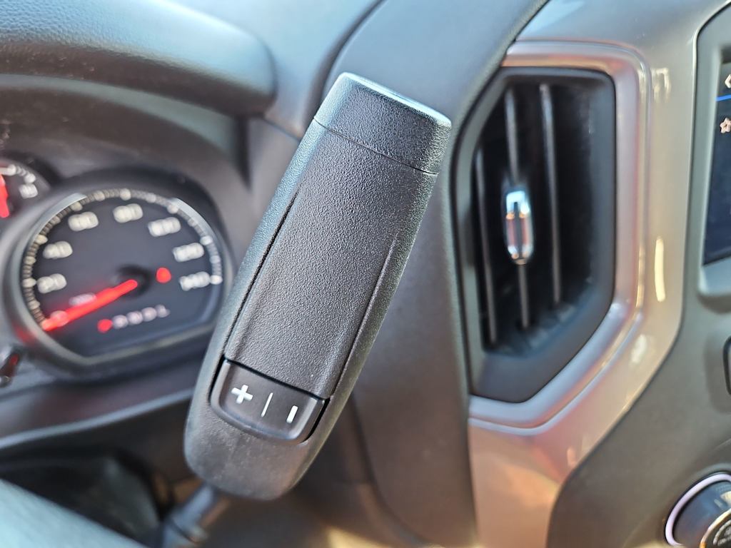 Thumbnail: 2023 Chevrolet Silverado 1500 - 24