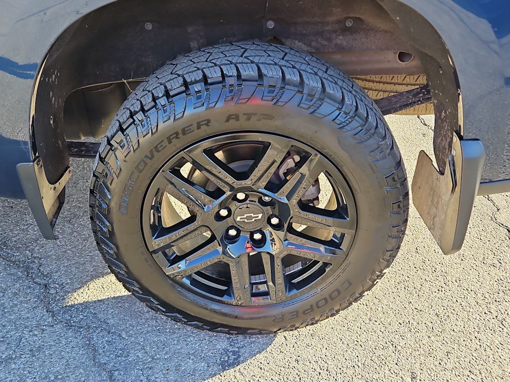 Thumbnail: 2023 Chevrolet Silverado 1500 - 8