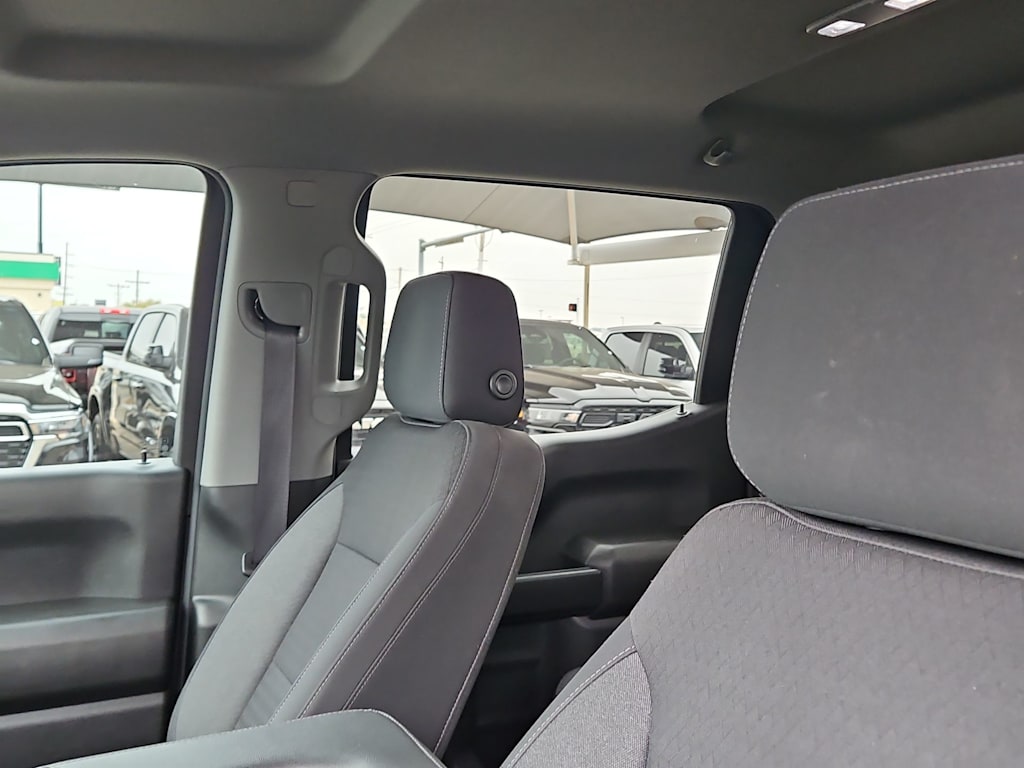 Thumbnail: 2022 Chevrolet Silverado 1500 - 11