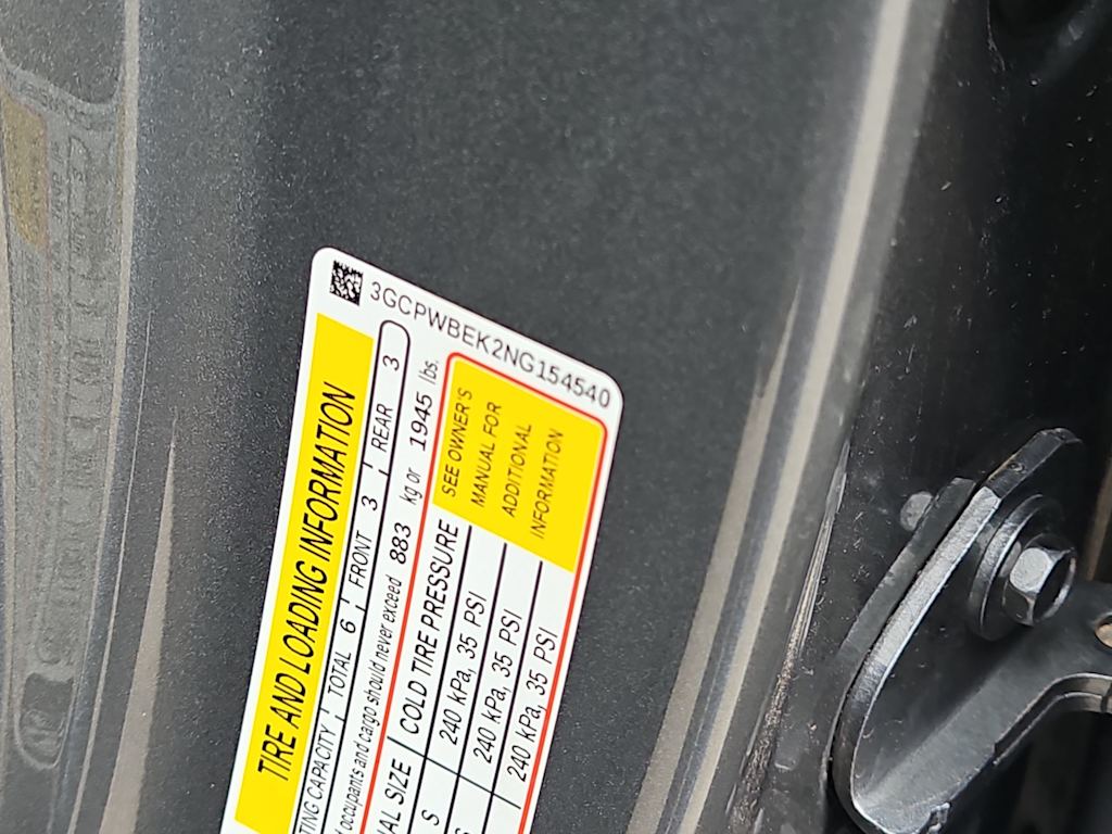 Thumbnail: 2022 Chevrolet Silverado 1500 - 16