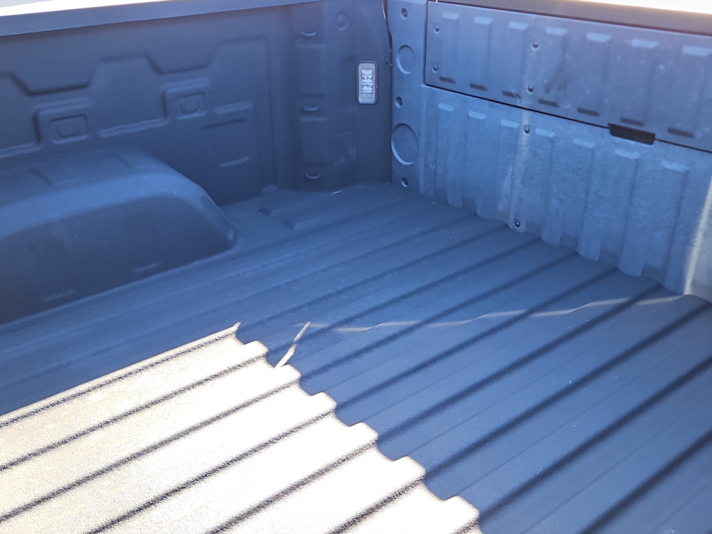 Thumbnail: 2021 Chevrolet Silverado 1500 - 19