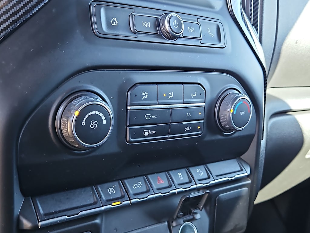 Thumbnail: 2021 Chevrolet Silverado 1500 - 22