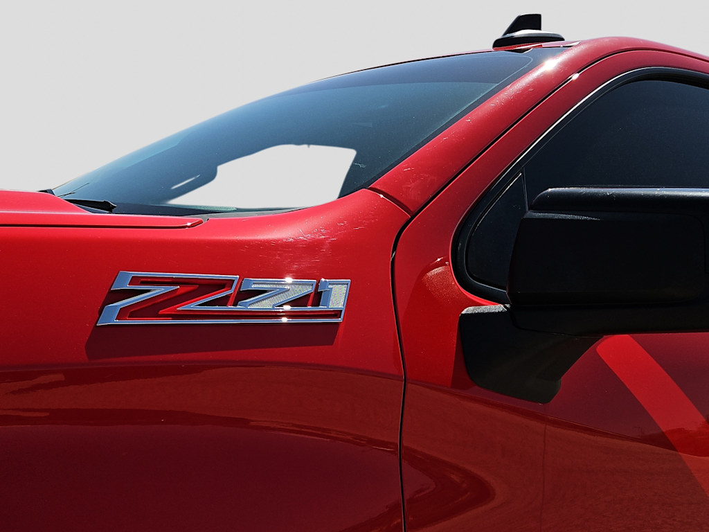 Thumbnail: 2021 Chevrolet Silverado 1500 - 22