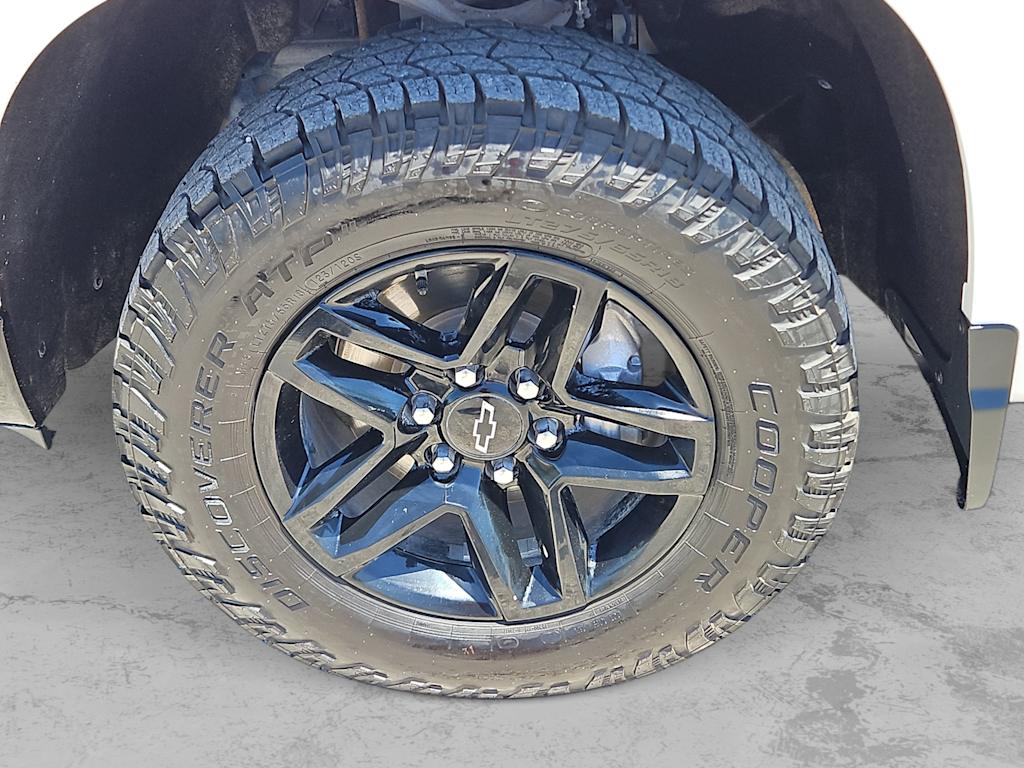 Thumbnail: 2024 Chevrolet Silverado 1500 - 8