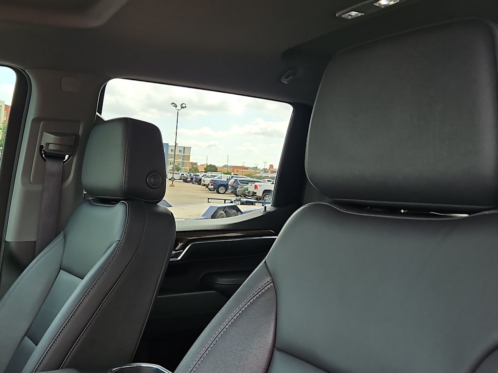 Thumbnail: 2024 Chevrolet Silverado 1500 - 10