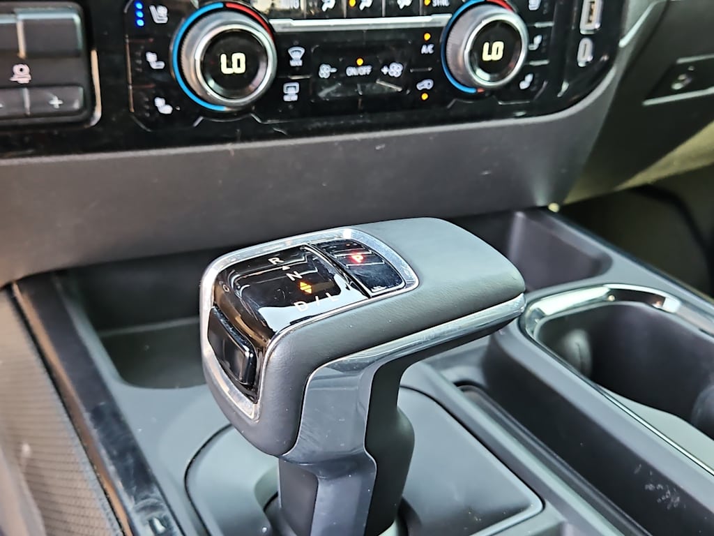 Thumbnail: 2024 Chevrolet Silverado 1500 - 24