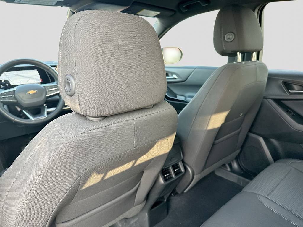 Thumbnail: 2026 Chevrolet Equinox - 26