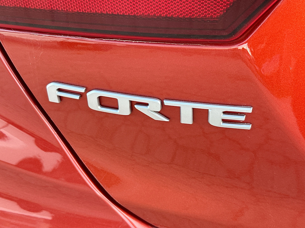Thumbnail: 2024 Kia Forte - 7