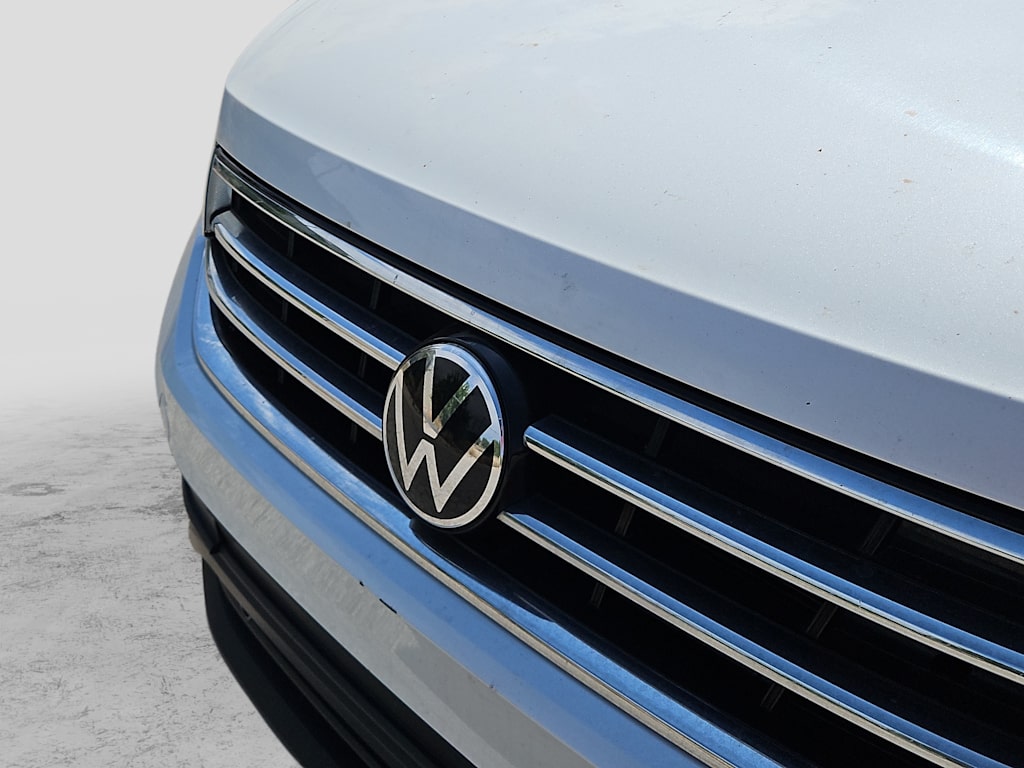 Thumbnail: 2023 Volkswagen Tiguan - 22