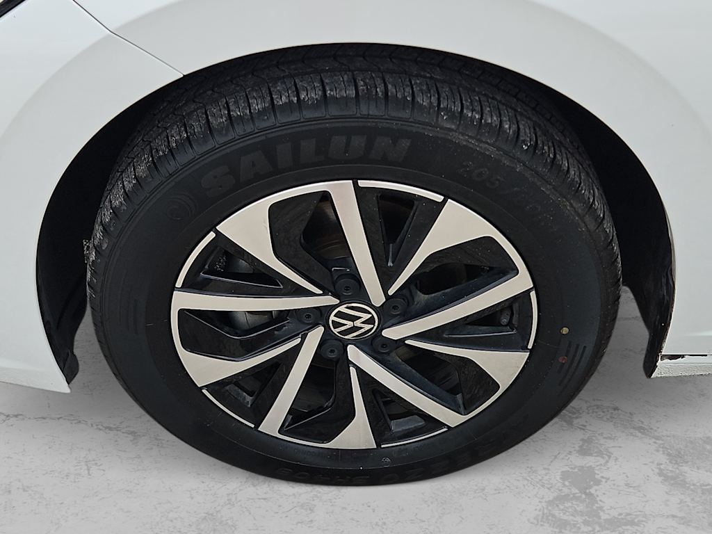 Thumbnail: 2024 Volkswagen Jetta - 6