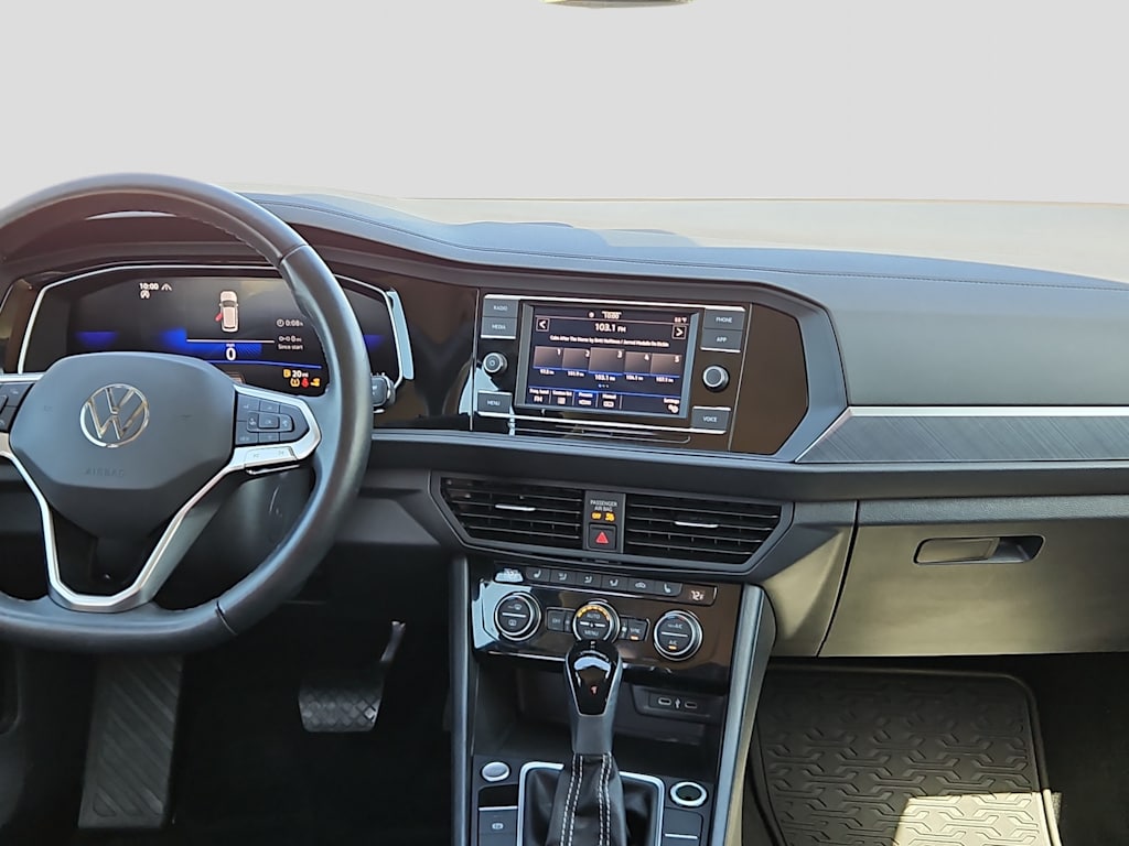 Thumbnail: 2024 Volkswagen Jetta - 8