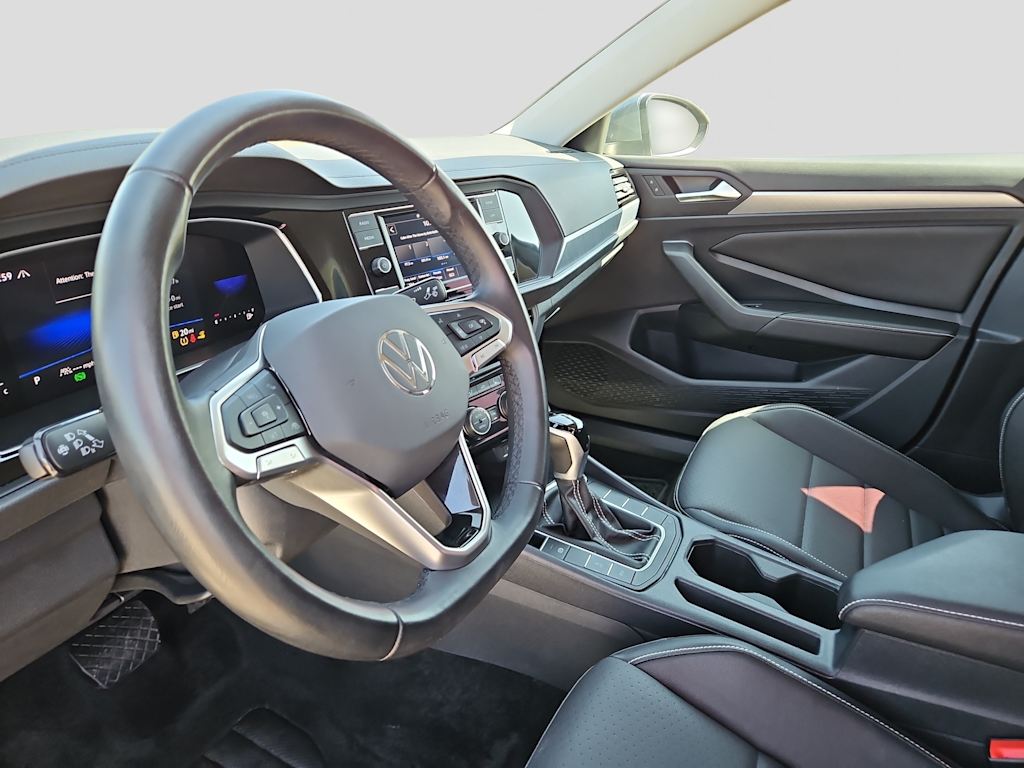 Thumbnail: 2024 Volkswagen Jetta - 2