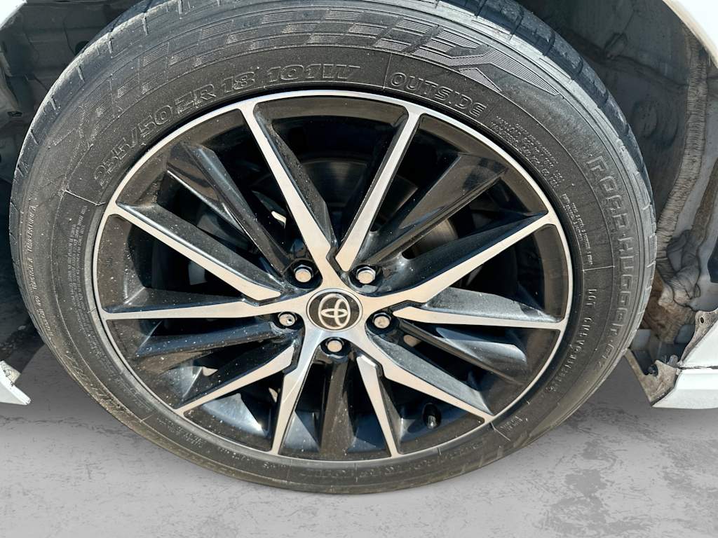 Thumbnail: 2022 Toyota Camry - 7
