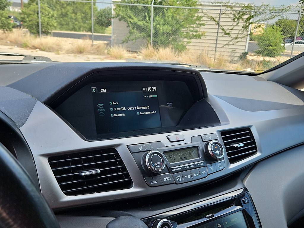 Thumbnail: 2016 Honda Odyssey - 12