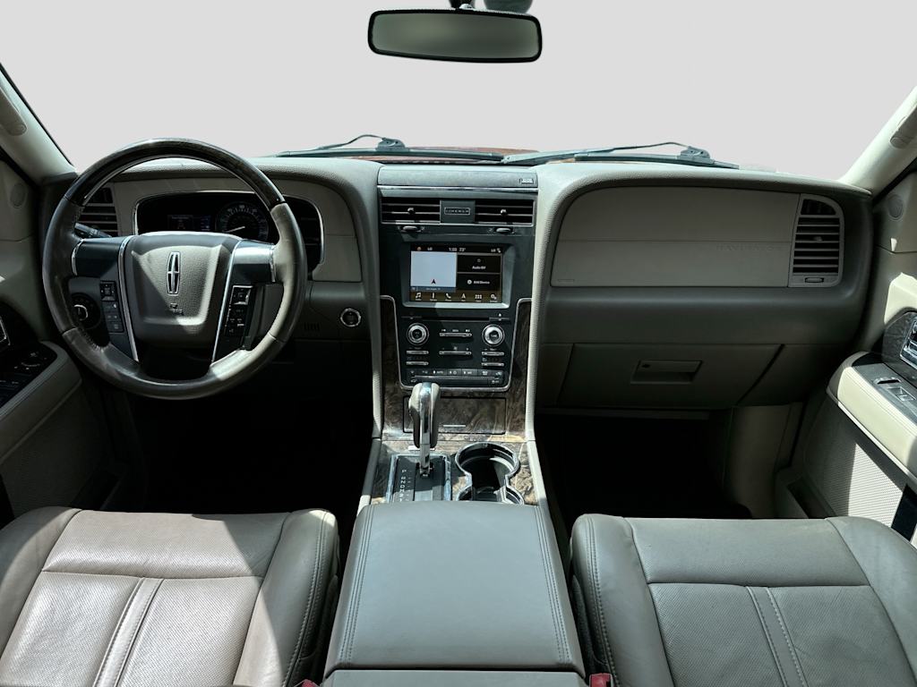 Thumbnail: 2016 Lincoln Navigator L - 2