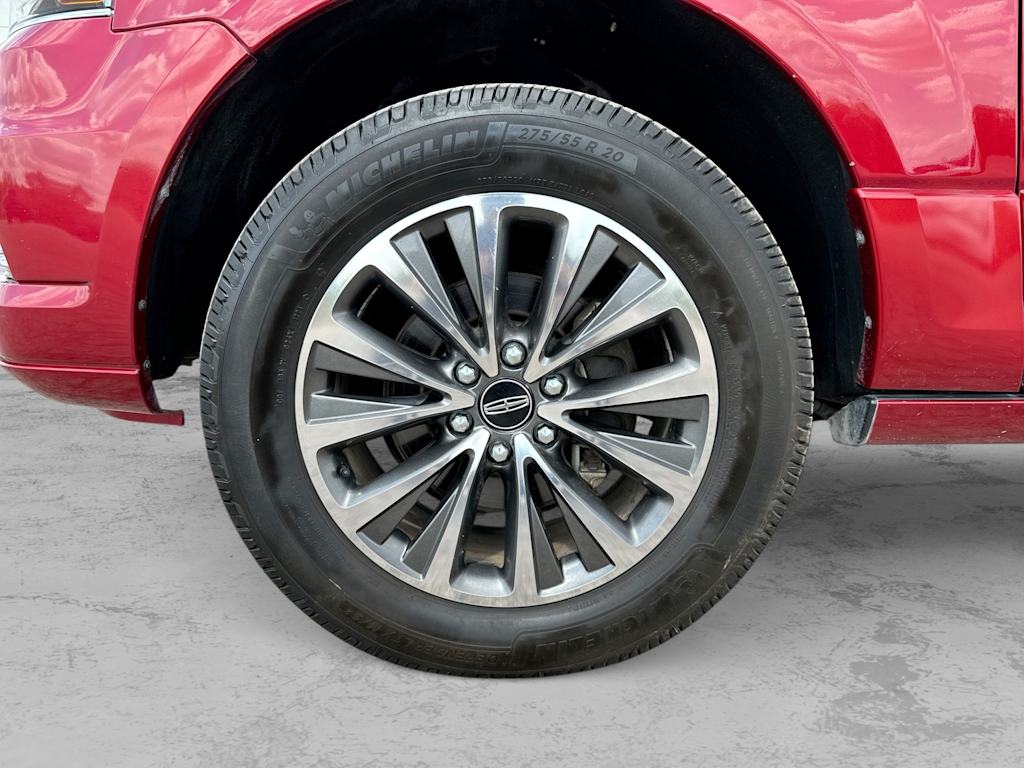 Thumbnail: 2016 Lincoln Navigator L - 8
