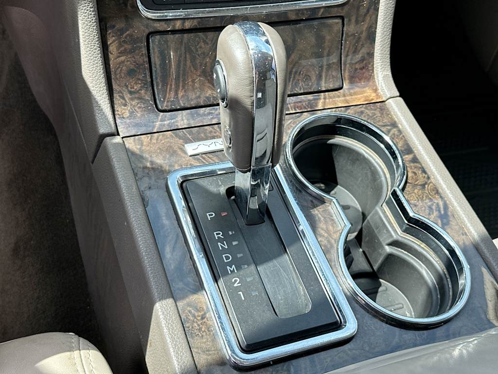 Thumbnail: 2016 Lincoln Navigator L - 14