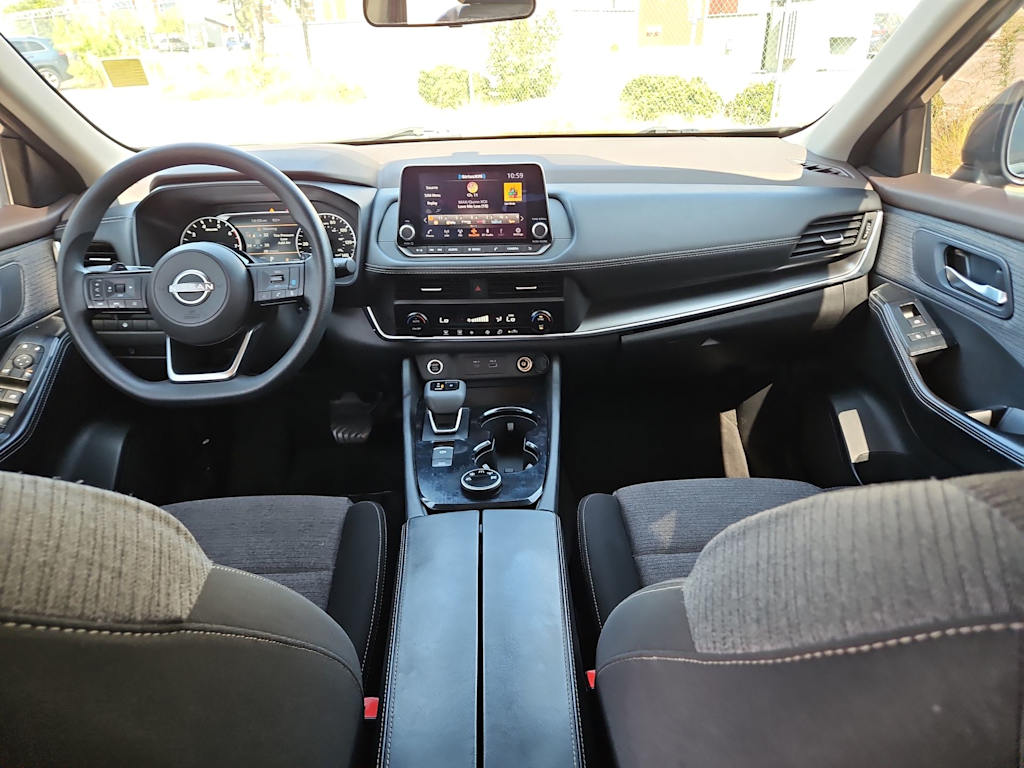Thumbnail: 2023 Nissan Rogue - 10