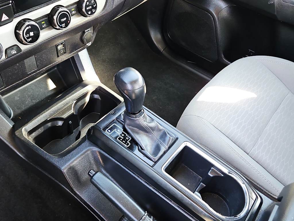 Thumbnail: 2017 Toyota Tacoma - 25