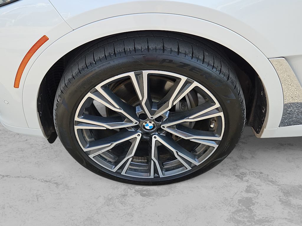 Thumbnail: 2019 BMW X7 - 8