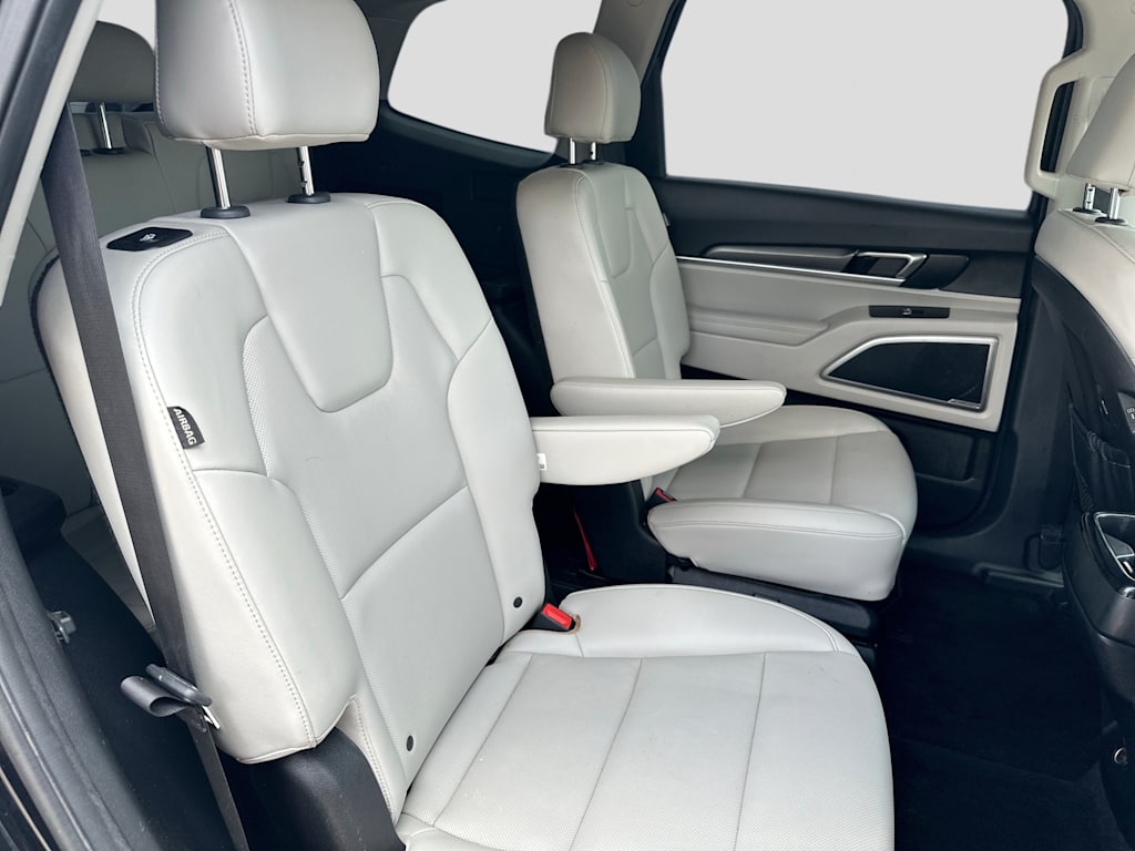 Thumbnail: 2023 Kia Telluride - 28