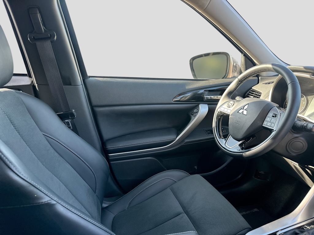 Thumbnail: 2026 Mitsubishi Eclipse Cross - 11